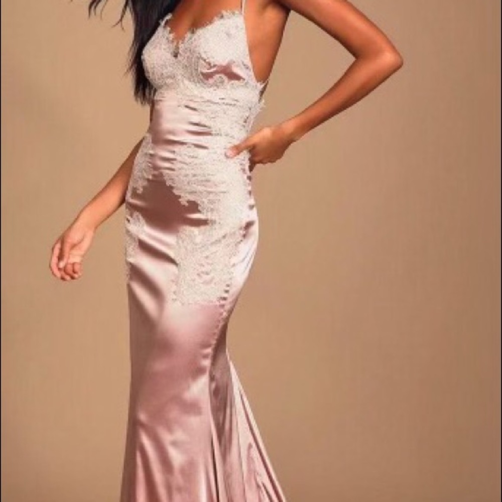 Lulus satin blush dress